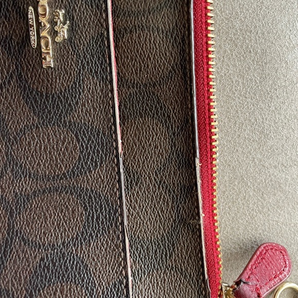 Coach small purse - Picture 5 of 8